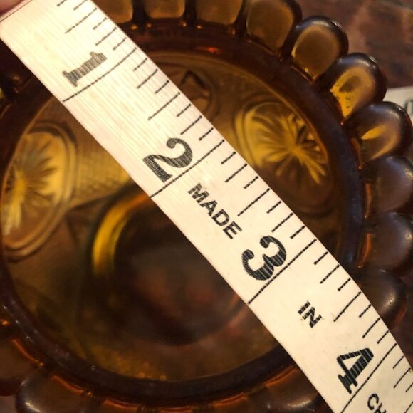 Vintage amber hobstar carnival glass candle holder/vase - Picture 4 of 6